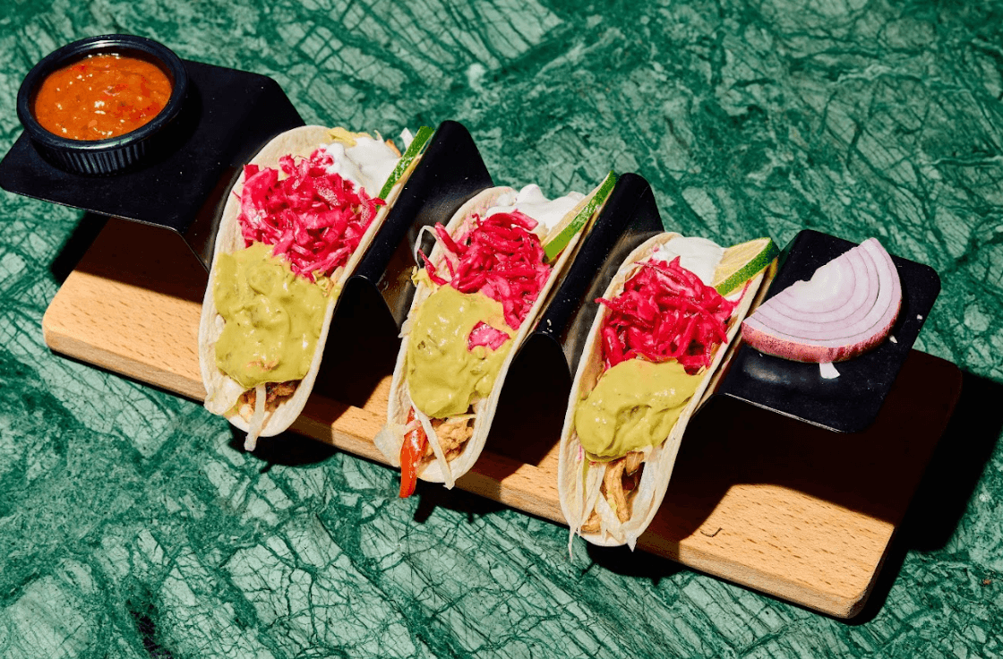 Tavuklu Taco