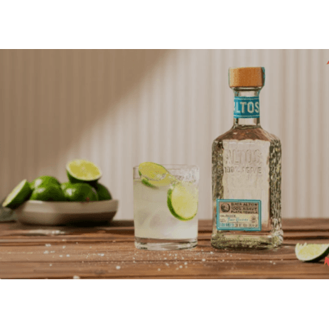 Olmeca Altos Plata Shot