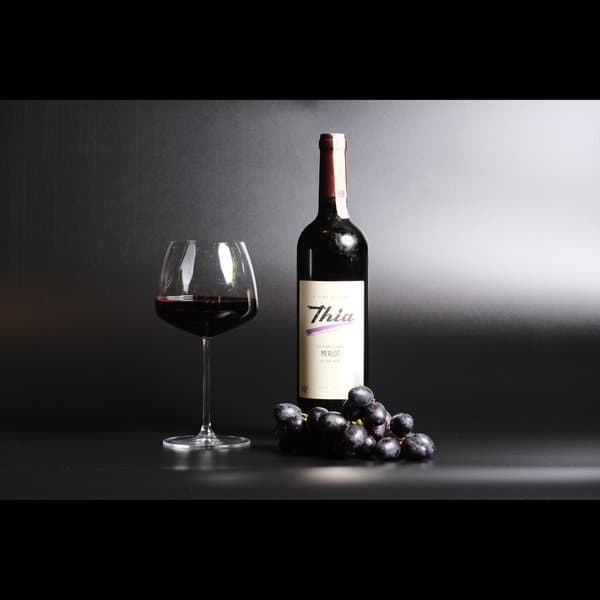 Thia Merlot Kadeh